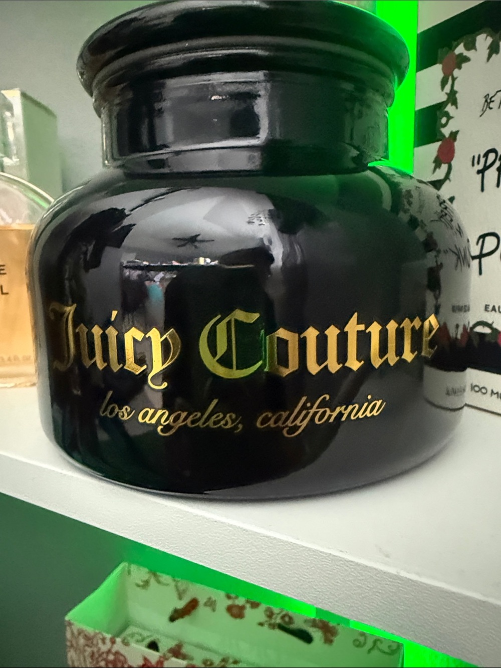 Juicy Couture Luxury Fragrance Candle: Sugar Noir